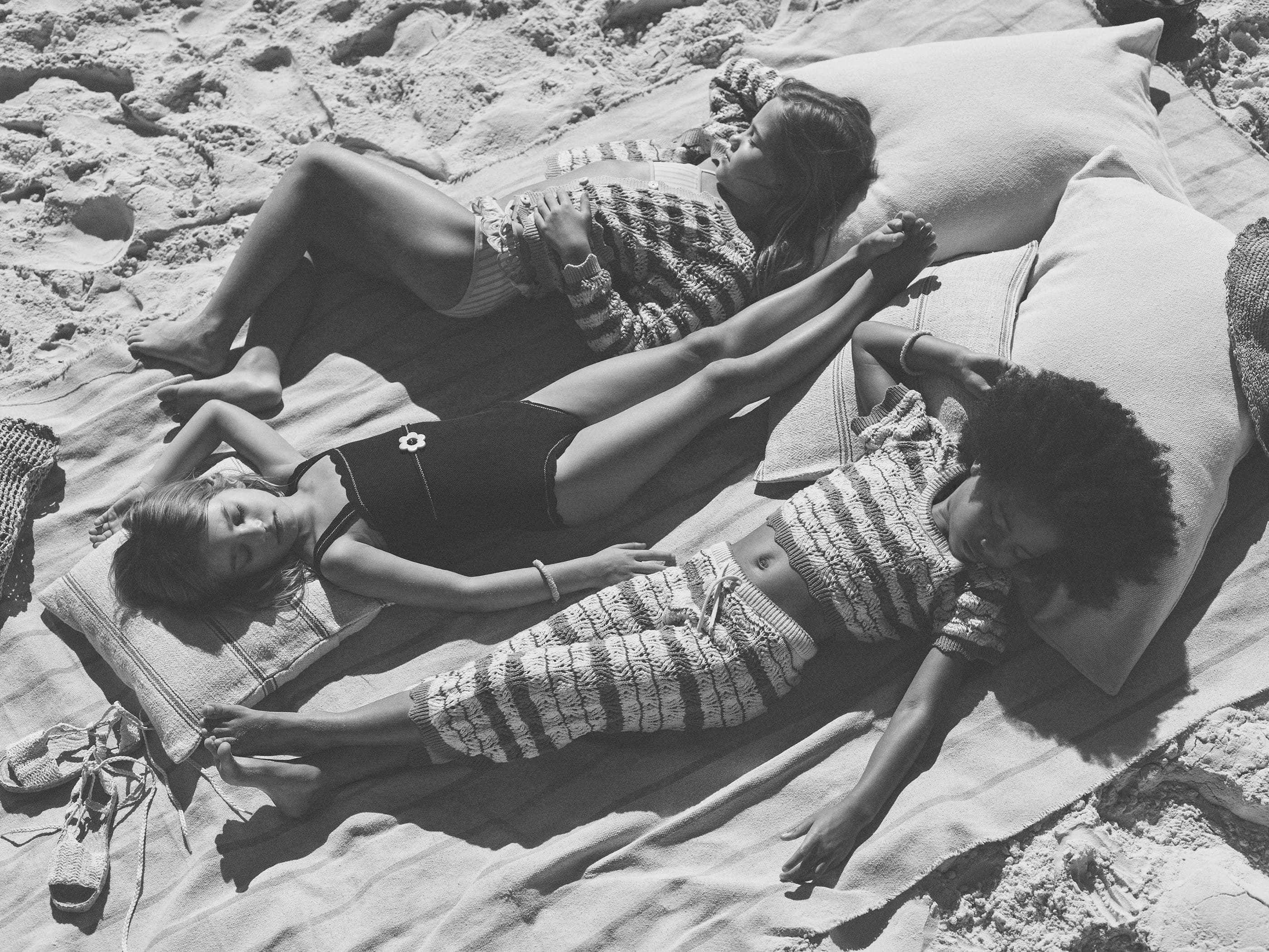 자라, 여성복부터 아동복까지 다양한 문화·감성 담아 1825-Image